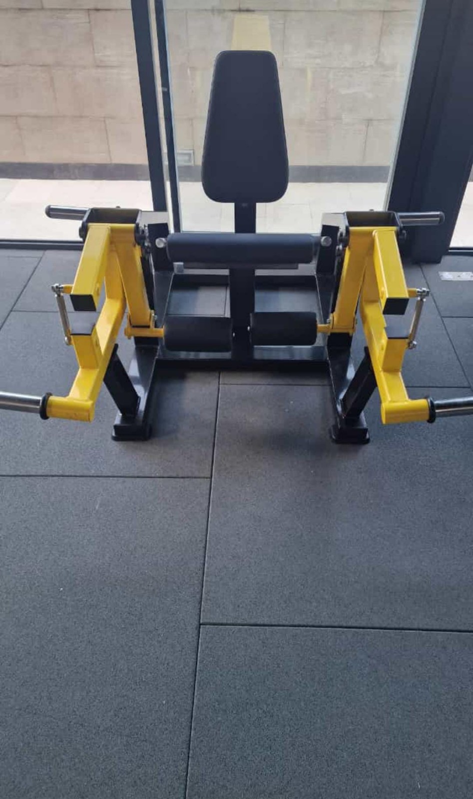 EXTENSION DE CUADRICEPS ISOLATERAL